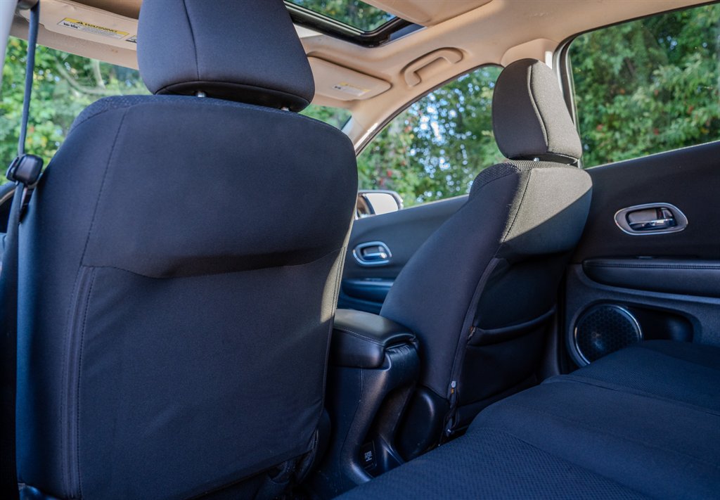 Used 2017 Honda HR-V EX image 31