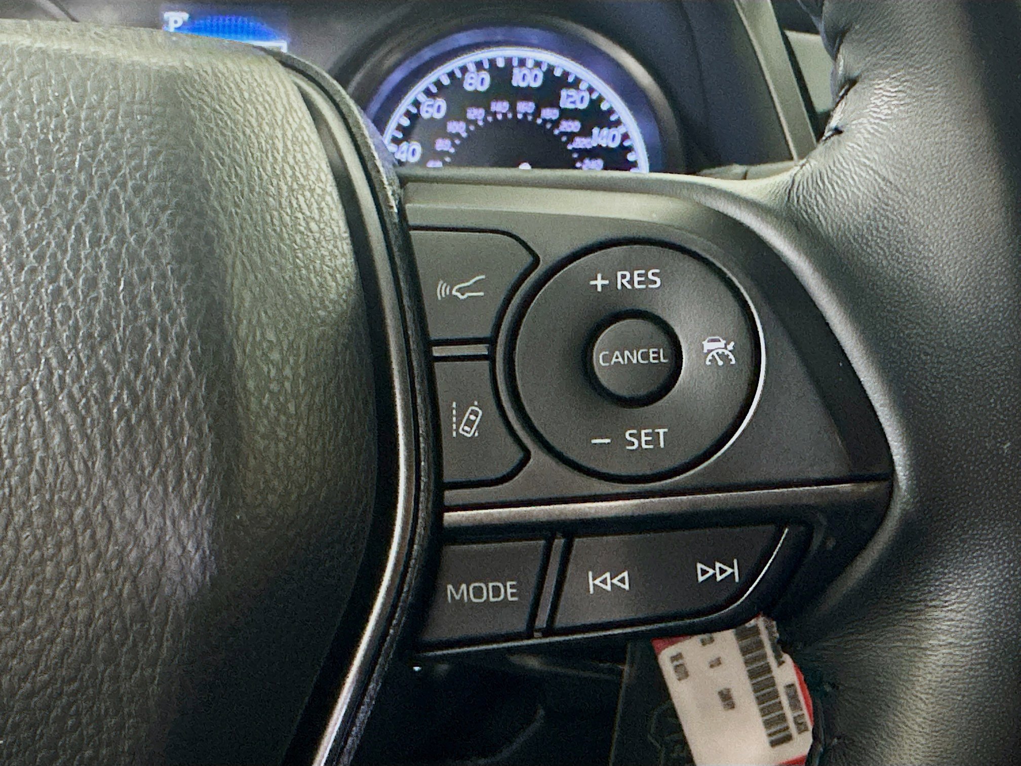 Used 2022 Toyota Camry SE image 17