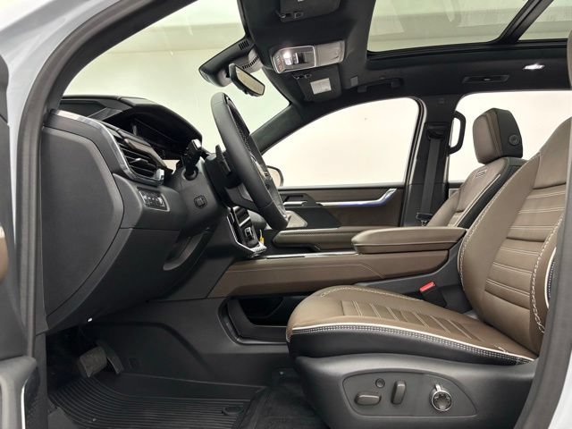 New 2026 GMC Acadia Denali Ultimate w/ LPO, Floor Liner Package AWD/4WD image 21