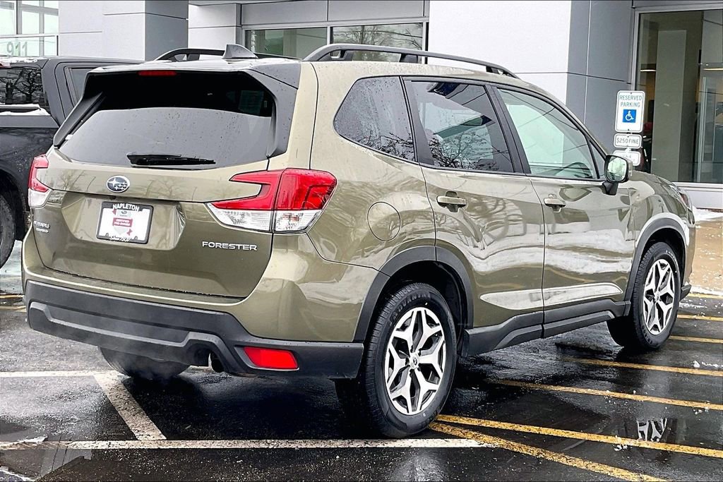 Certified 2024 Subaru Forester Premium image 15