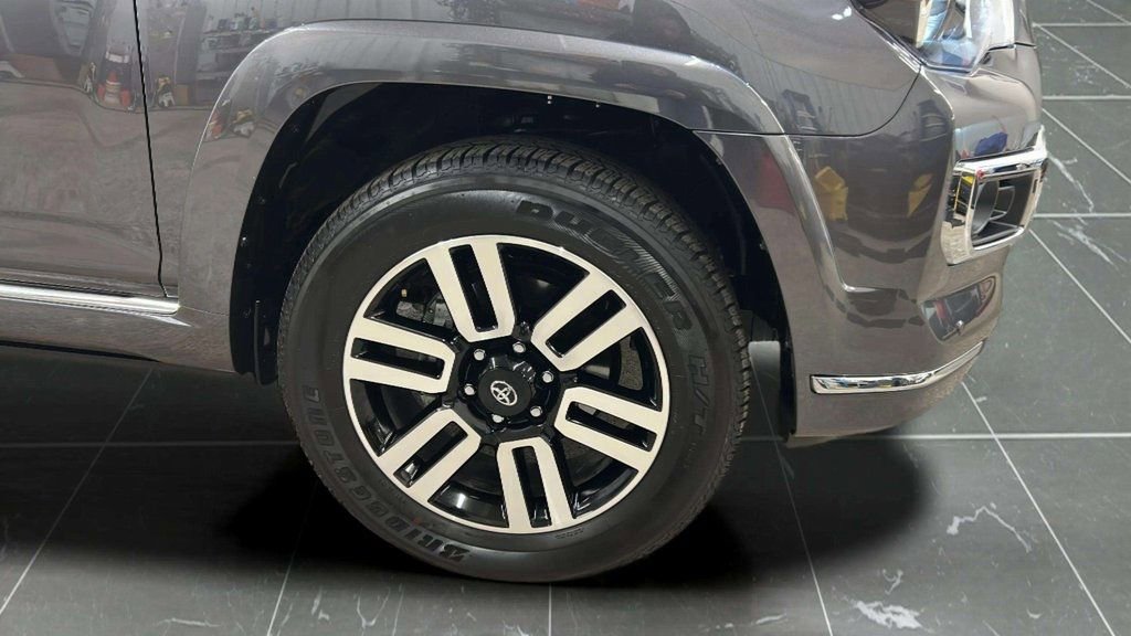 Used 2023 Toyota 4Runner Limited image 15