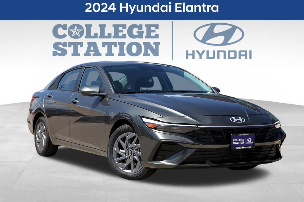 Used 2024 Hyundai Elantra SEL