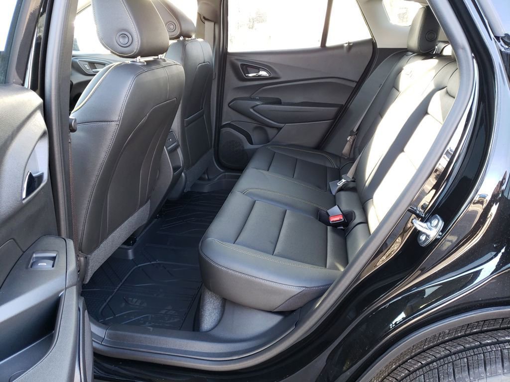 New 2026 Chevrolet Trax ACTIV w/ Sunroof Package image 22