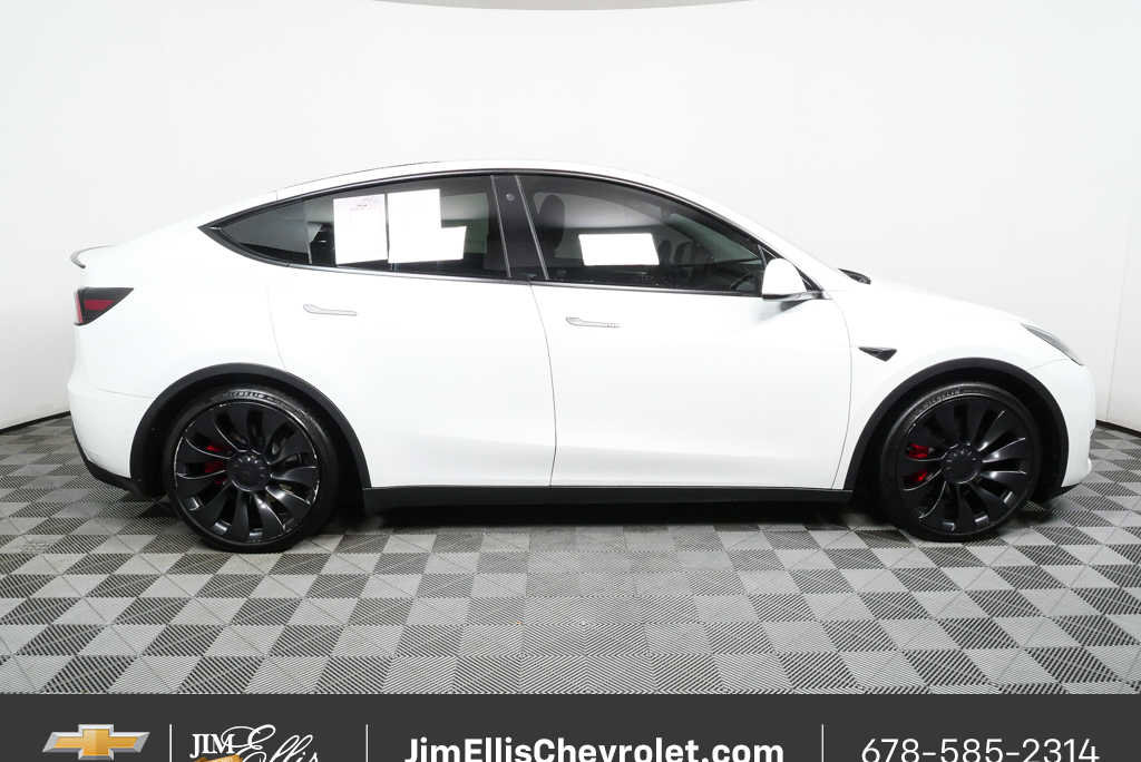 Used 2022 Tesla Model Y Performance image 2