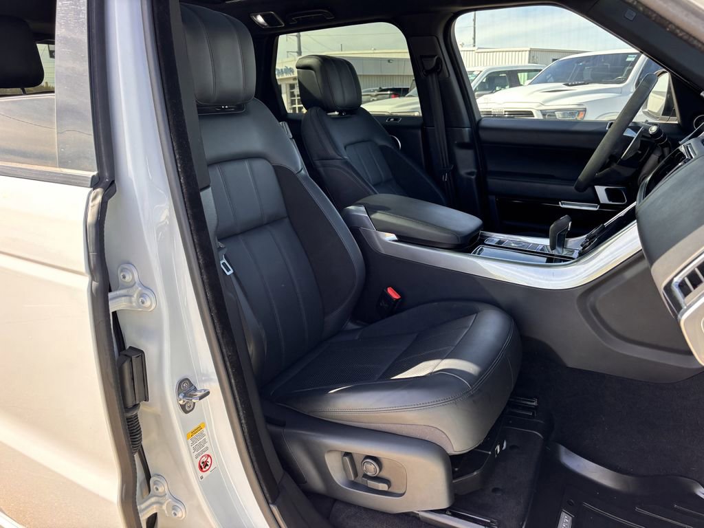 Used 2021 Land Rover Range Rover Sport HST image 29