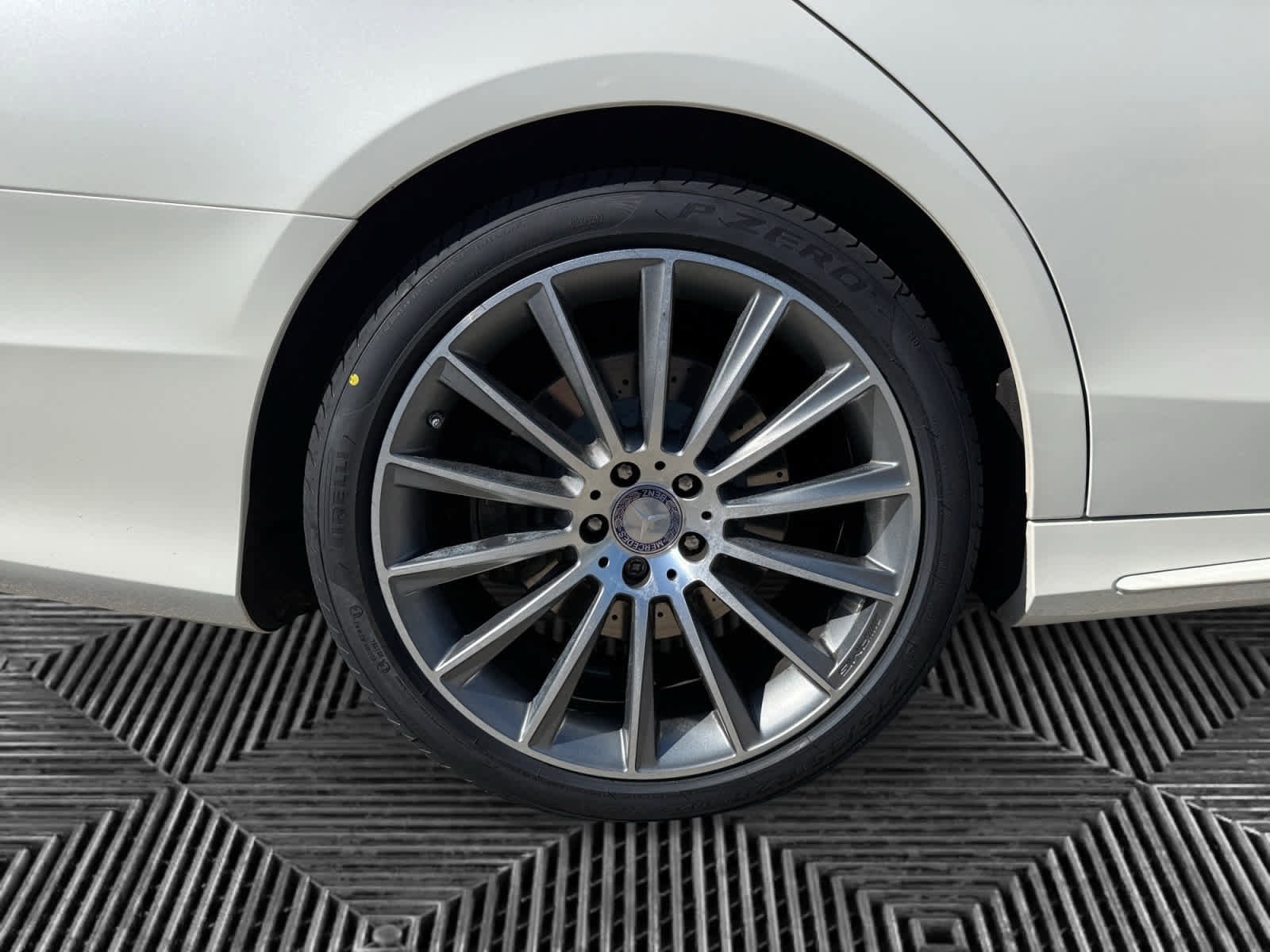Used 2016 Mercedes-Benz S 550 4MATIC Sedan image 9