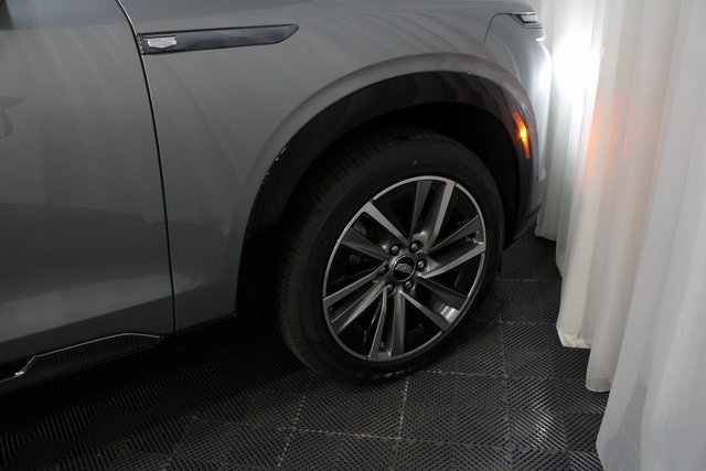 New 2026 Cadillac Vistiq Sport image 12