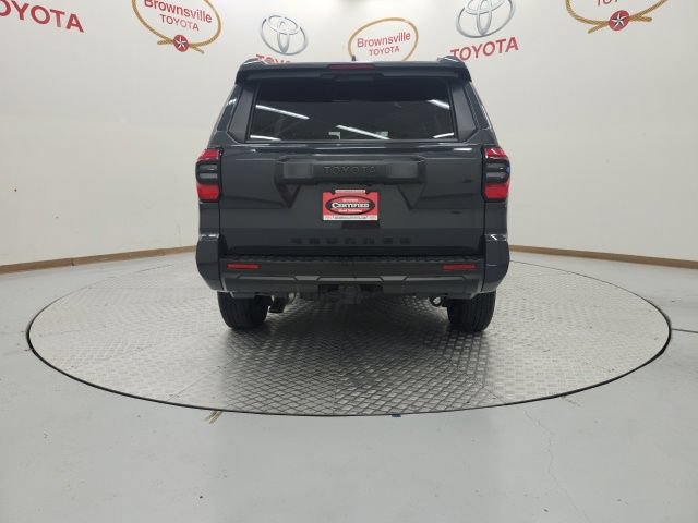 Used 2026 Toyota 4Runner SR5 AWD/4WD image 7