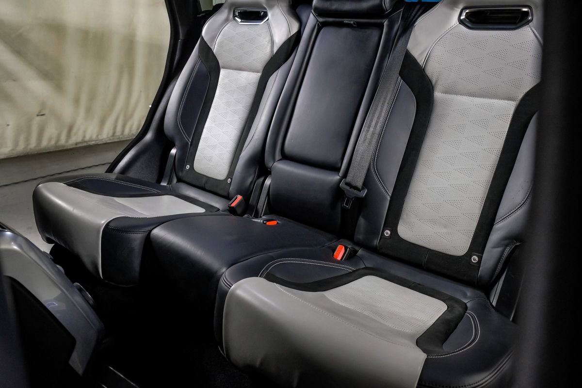 Used 2022 Land Rover Range Rover Sport SVR Carbon Edition image 31