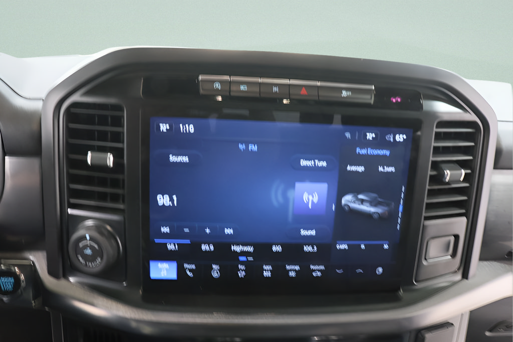 Used 2024 Ford F150 Lariat AWD/4WD image 11