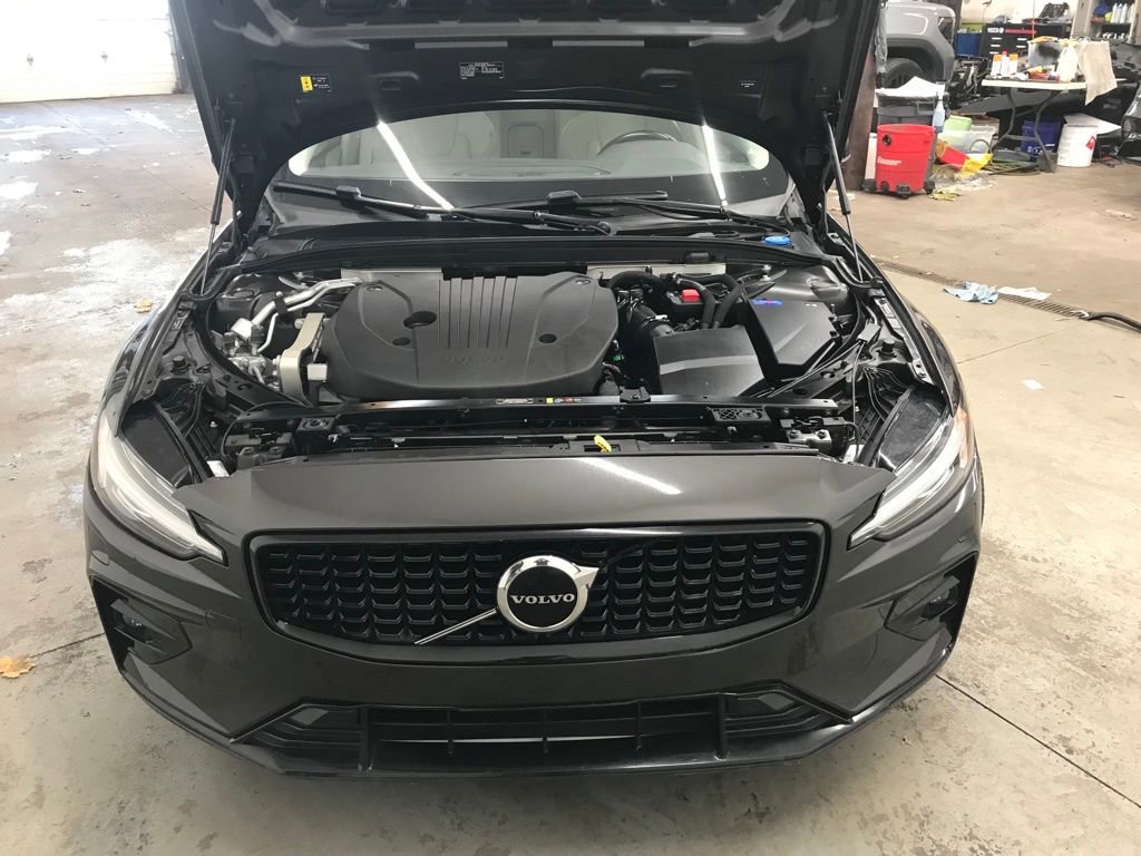 Used 2024 Volvo S60 B5 Core w/ Climate Package image 34