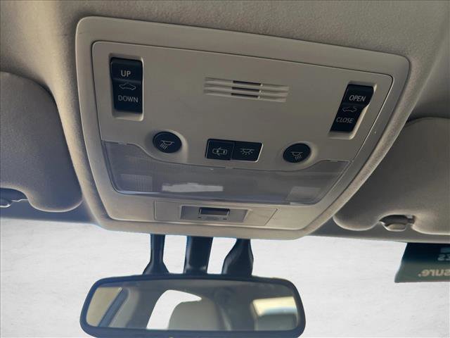 Used 2014 Lexus ES 300h w/ Luxury Package w/Bamboo Trim FWD image 24