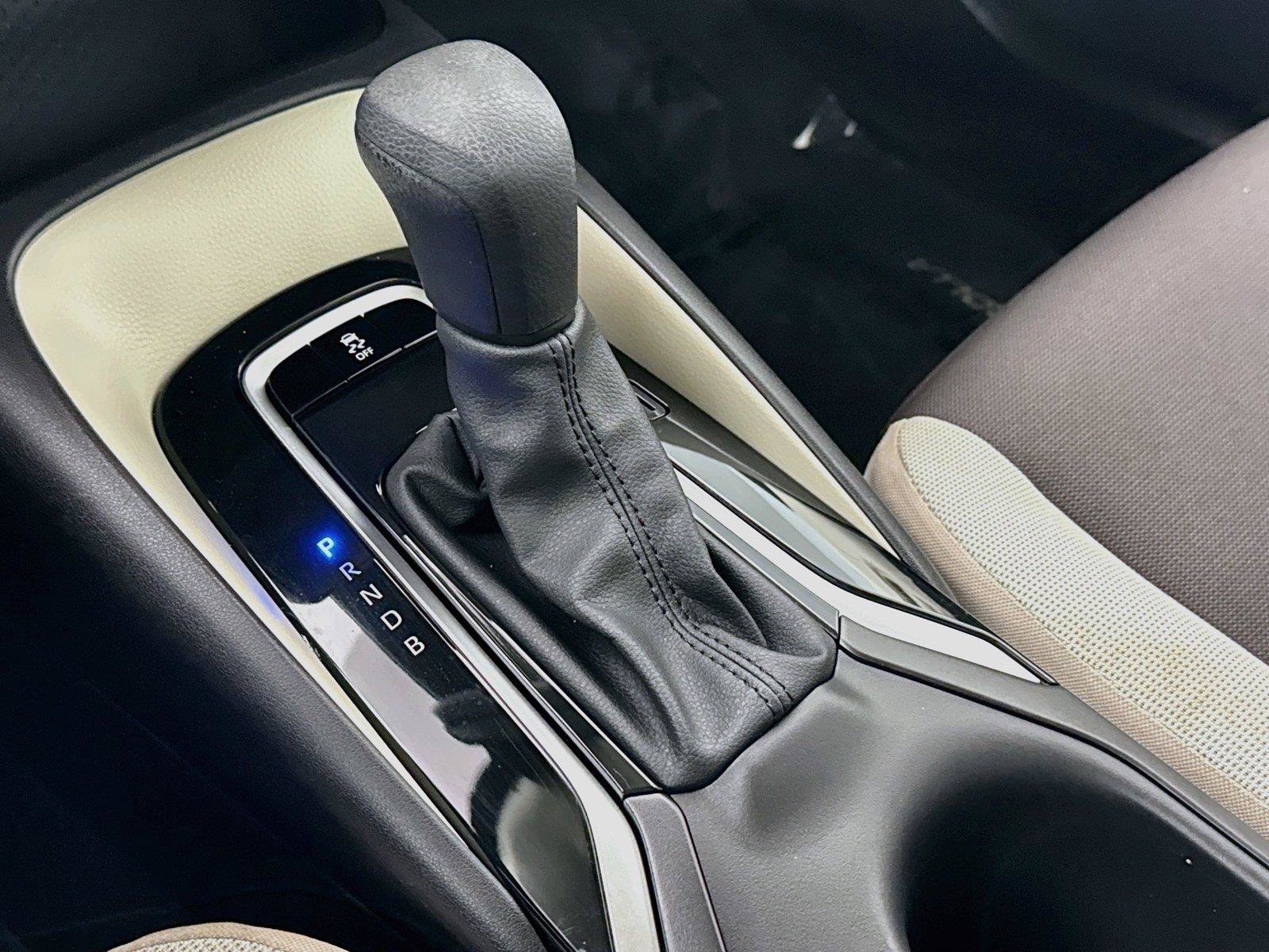 Certified 2025 Toyota Corolla LE w/ Convenience Package FWD image 24