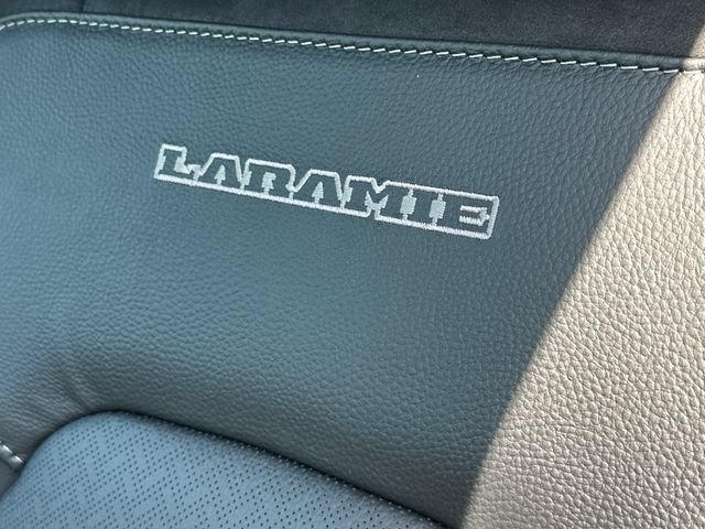 New 2026 RAM 1500 Laramie AWD/4WD image 15