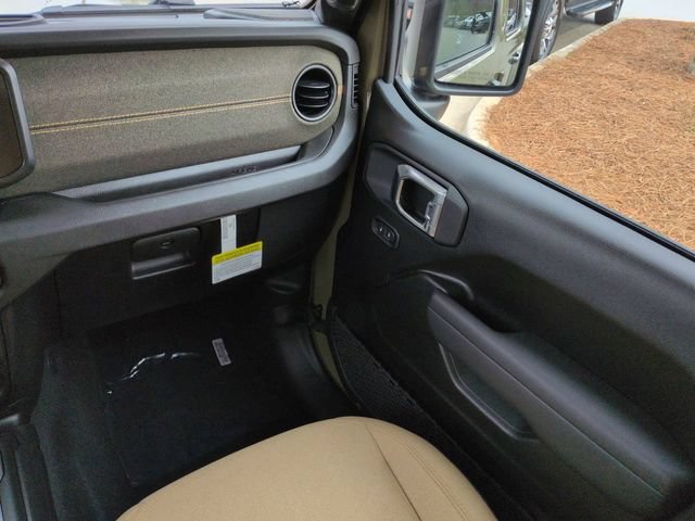 New 2026 Jeep Gladiator Willys AWD/4WD image 16