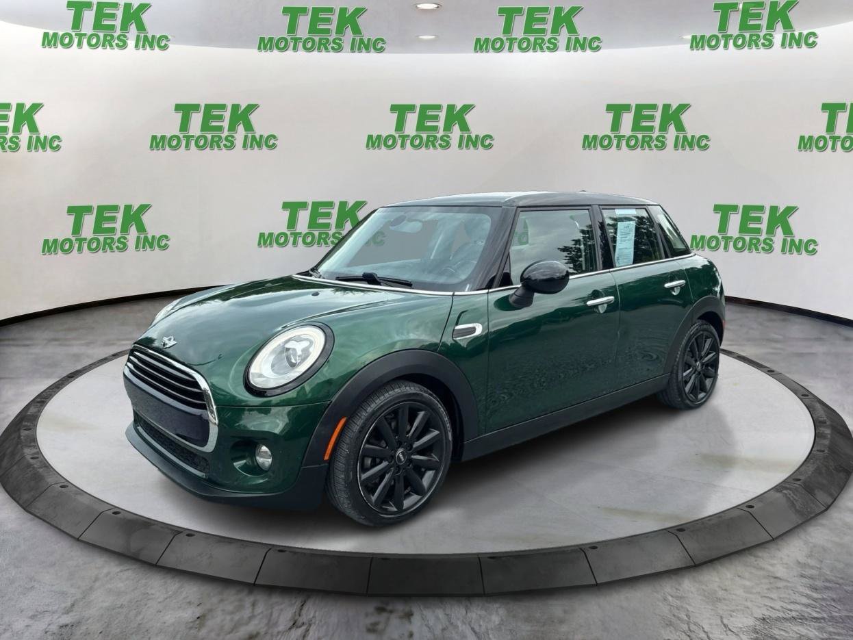 Used 2017 MINI Cooper 4-Door Hardtop FWD image 1