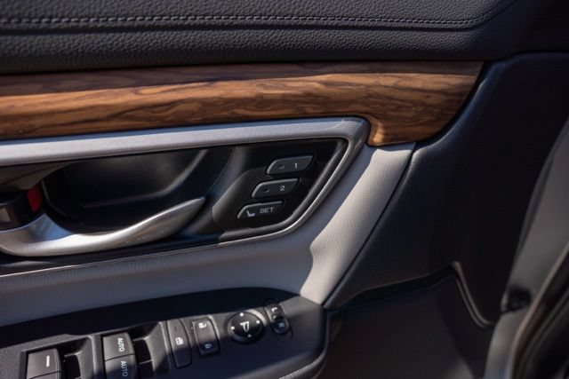 Used 2017 Honda CR-V EX-L image 14