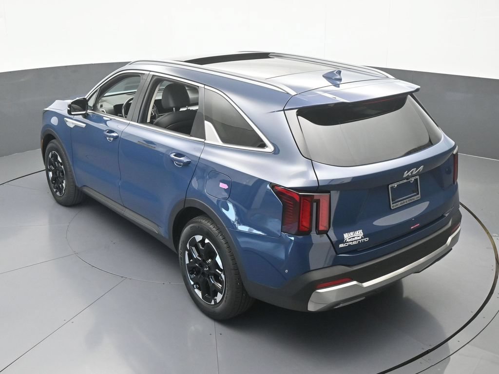 Used 2025 Kia Sorento S w/ Panoramic Sunroof Package FWD image 47