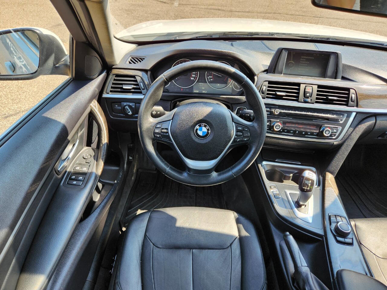 Used 2014 BMW 328i xDrive Sedan image 16