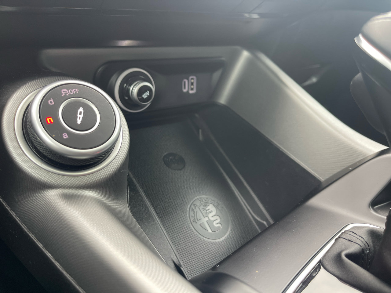 Used 2024 Alfa Romeo Tonale Veloce image 54