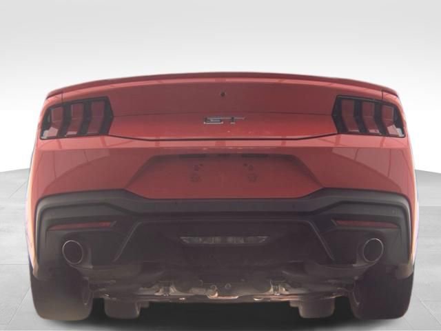 Used 2025 Ford Mustang GT Premium RWD image 6