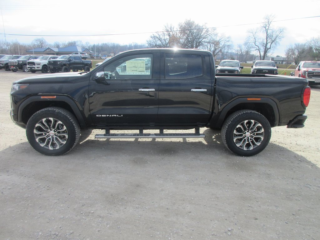 New 2026 GMC Canyon Denali image 9