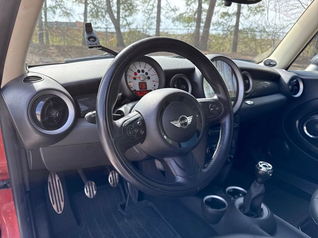 Used 2011 MINI Cooper S image 14