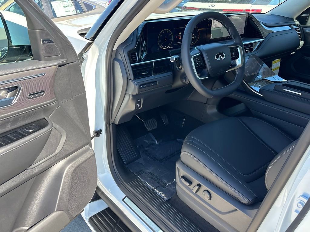 New 2026 INFINITI QX80 Pure image 13