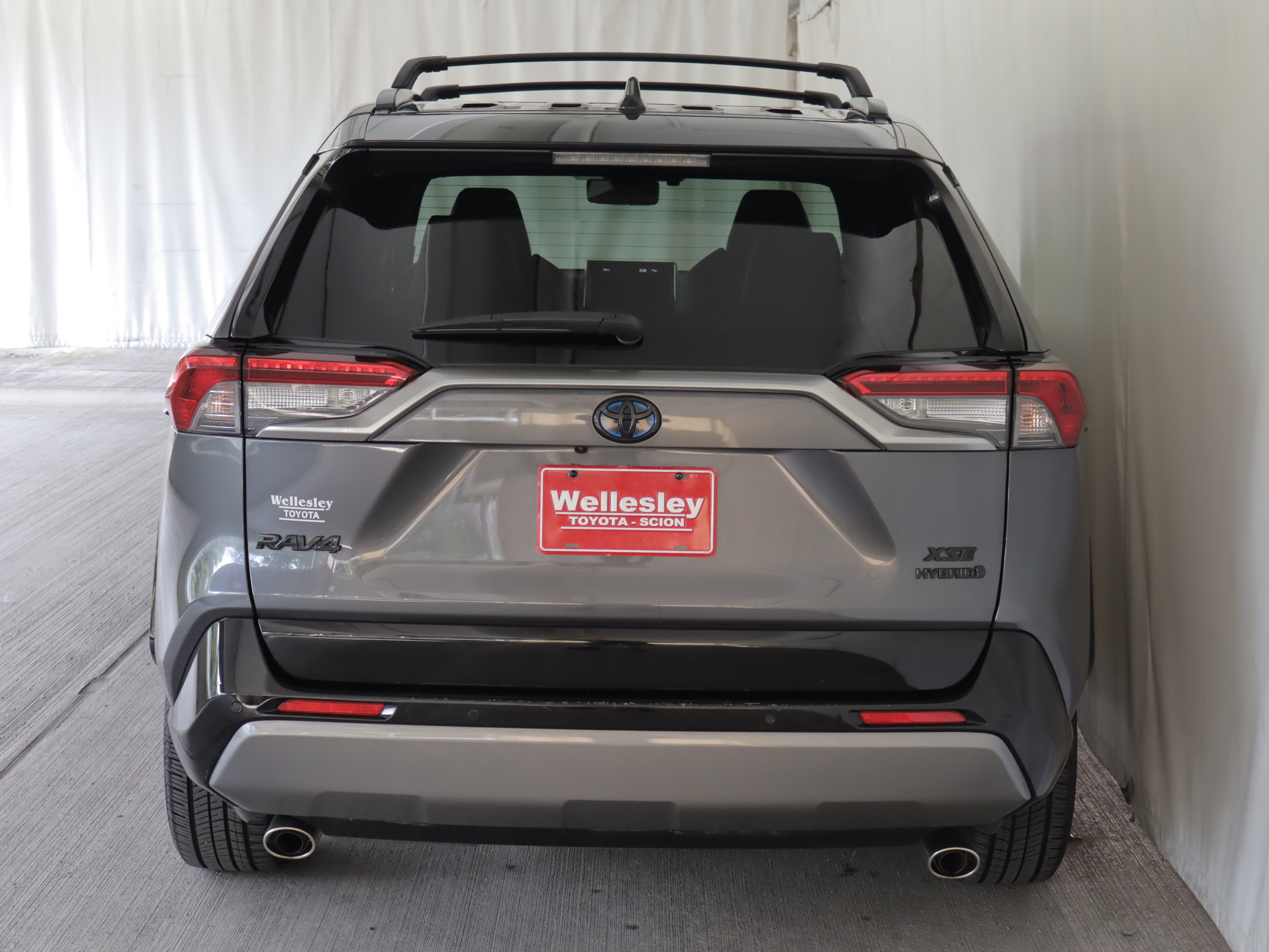 Used 2019 Toyota RAV4 XSE AWD/4WD image 29