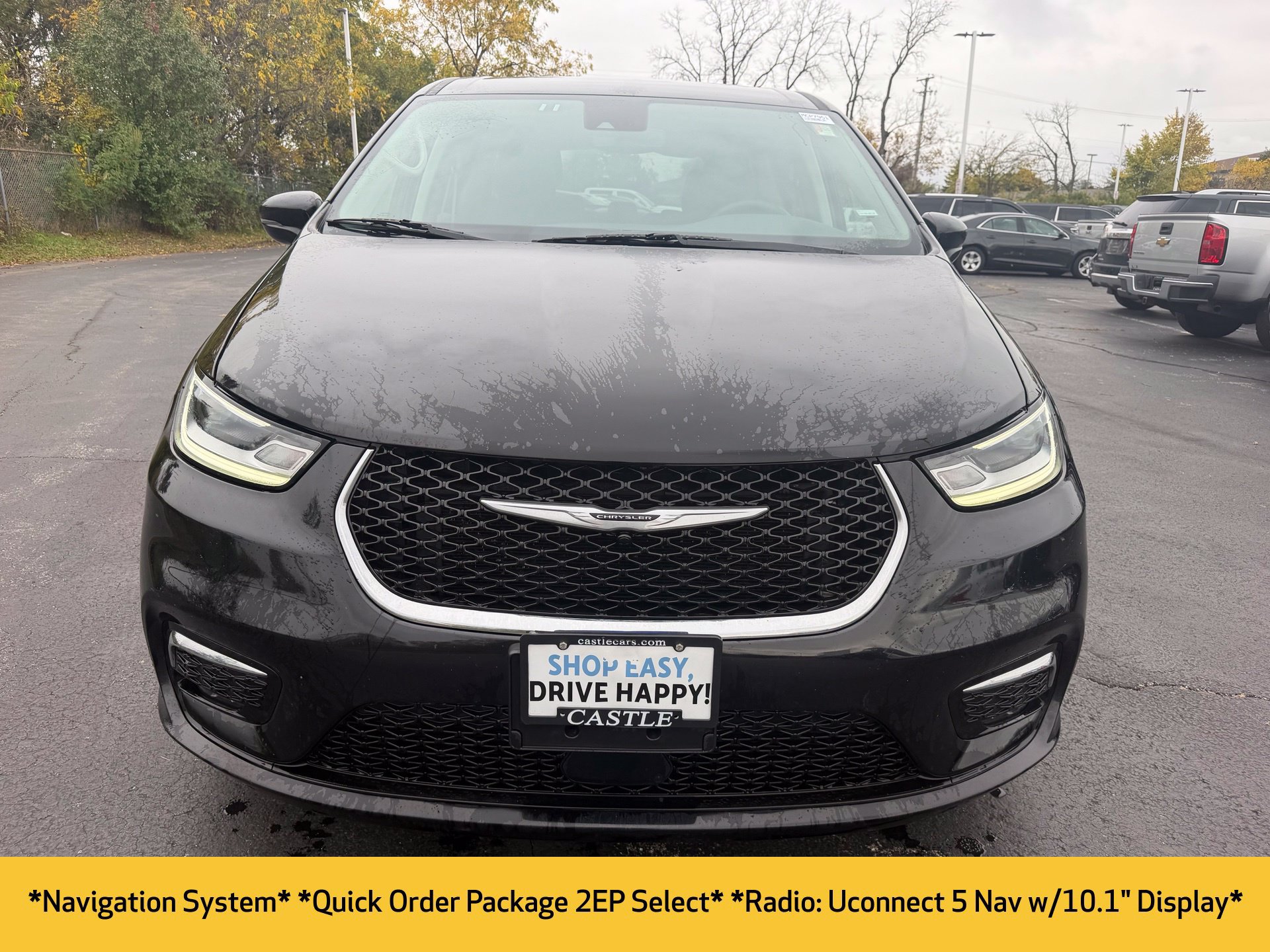 Used 2024 Chrysler Pacifica Limited FWD image 2