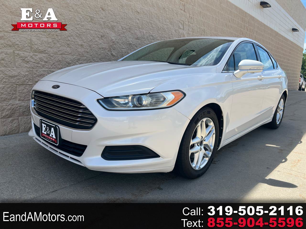 Used 2013 Ford Fusion SE FWD image 1
