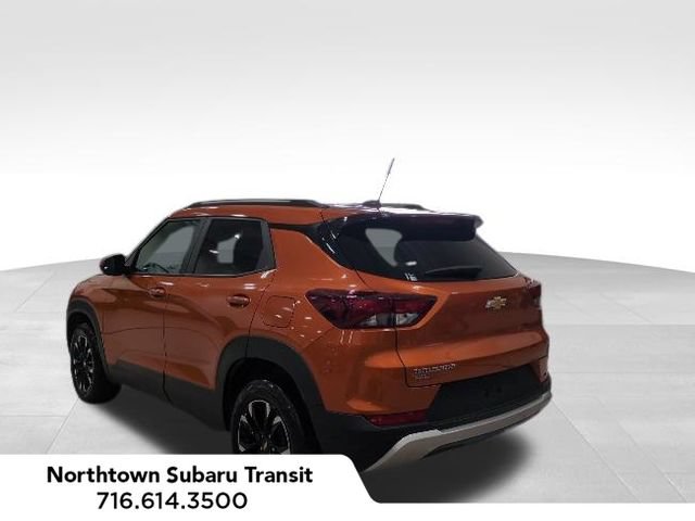 Used 2022 Chevrolet TrailBlazer LT AWD/4WD image 3
