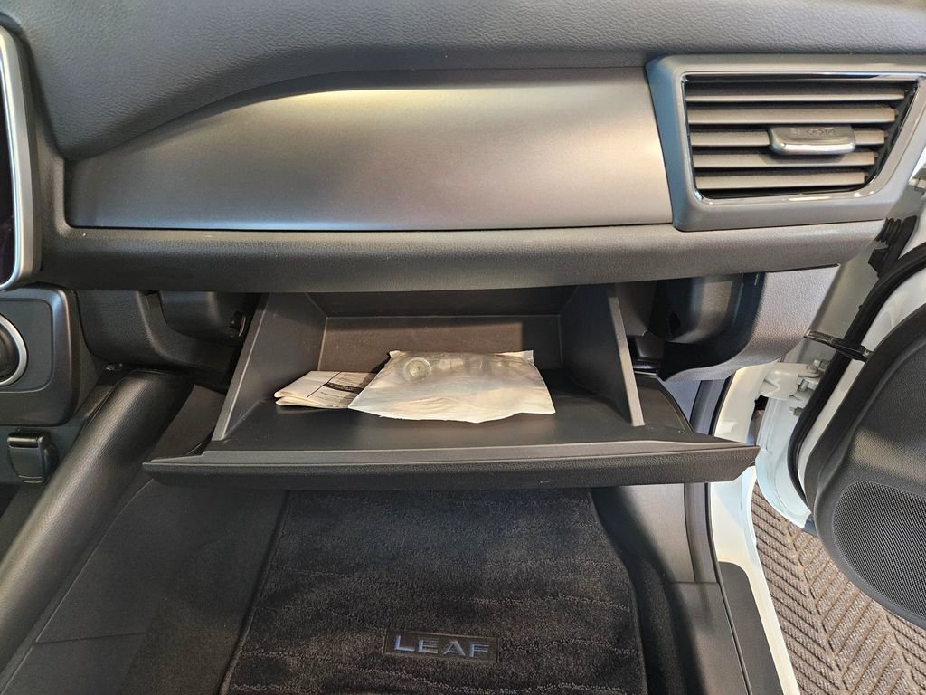 Certified 2023 Nissan Leaf S image 30