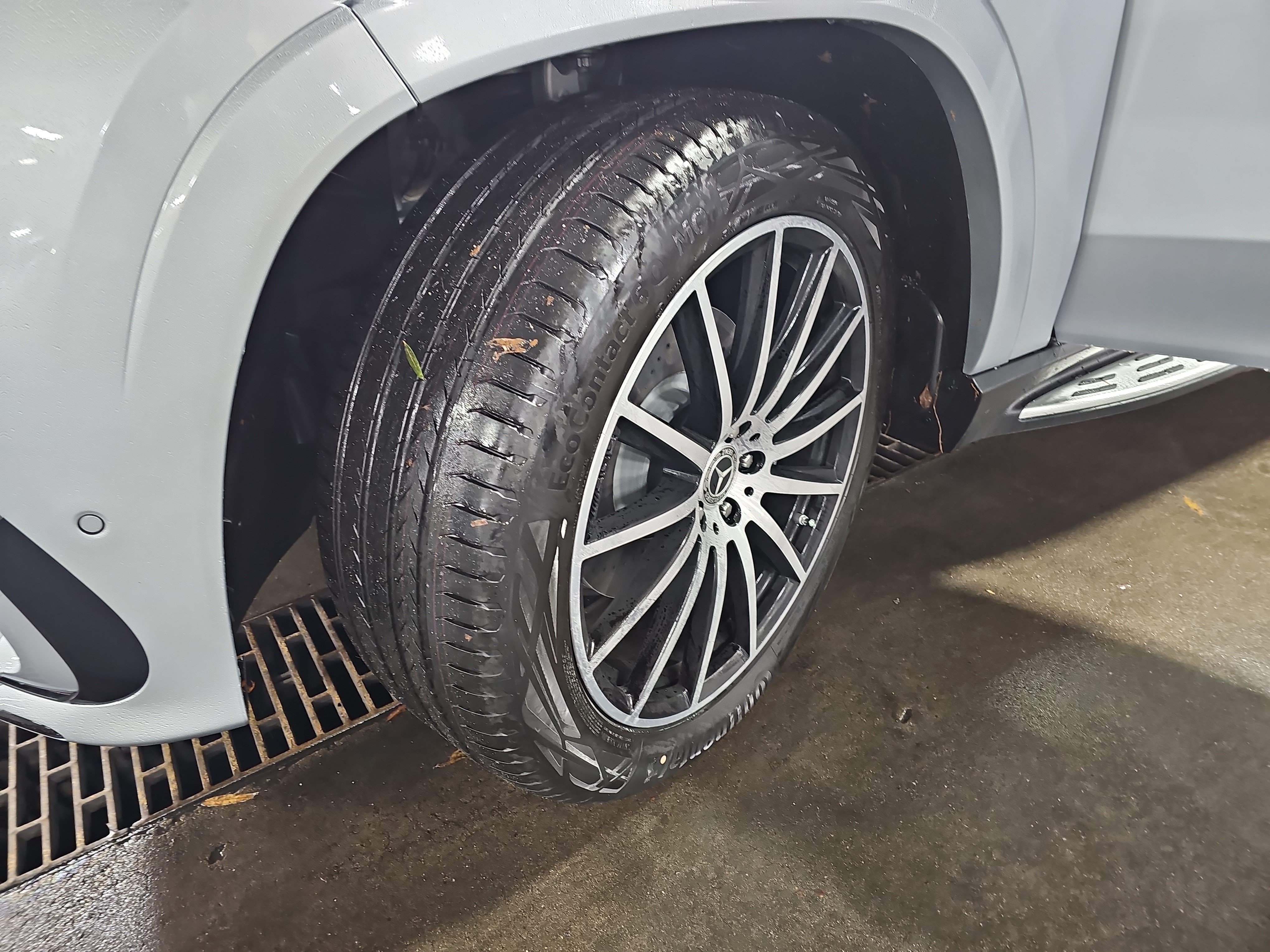 New 2026 Mercedes-Benz GLS 450 4MATIC image 34