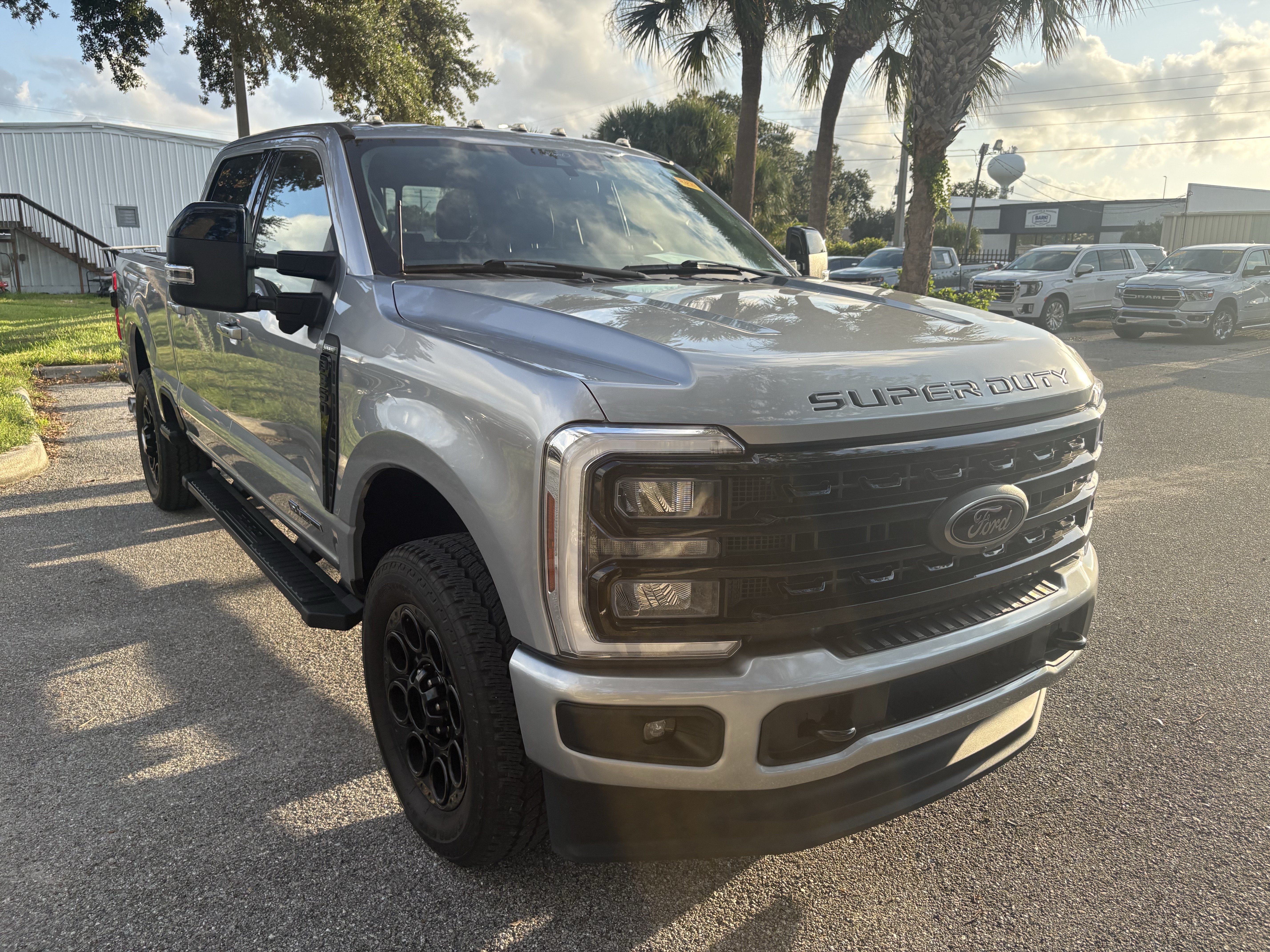 Used 2024 Ford F350 Lariat w/ Black Appearance Package AWD/4WD video 1