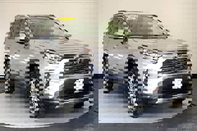 Used 2021 Toyota RAV4 Limited