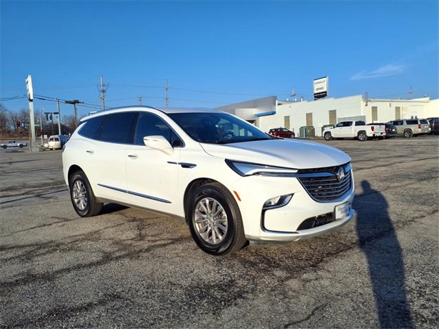 Used 2024 Buick Enclave Premium image 4
