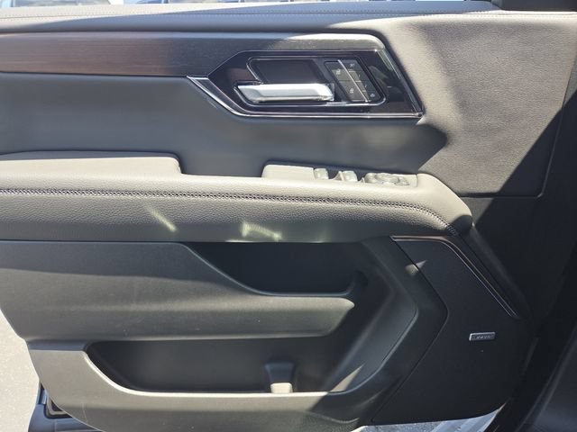 New 2026 GMC Yukon XL Denali w/ Sun & Power Step Package AWD/4WD image 36