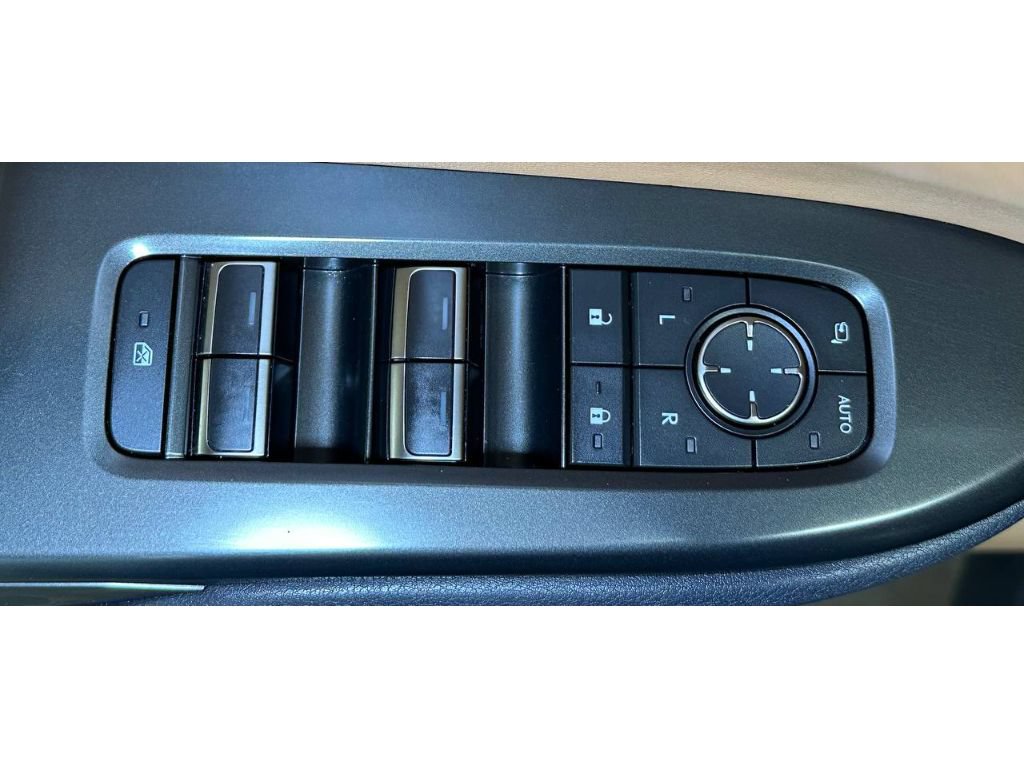 Used 2024 Lexus RZ 450e Premium w/ Technology Package AWD/4WD image 33