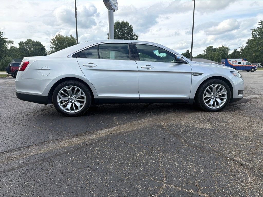 Used 2019 Ford Taurus Limited FWD image 7