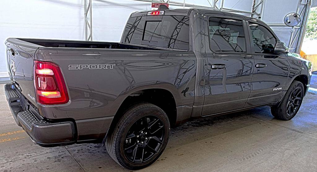Used 2023 RAM 1500 Laramie AWD/4WD image 4