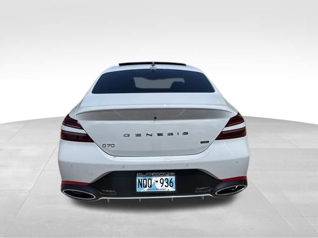 Used 2022 Genesis G70 3.3T RWD image 4