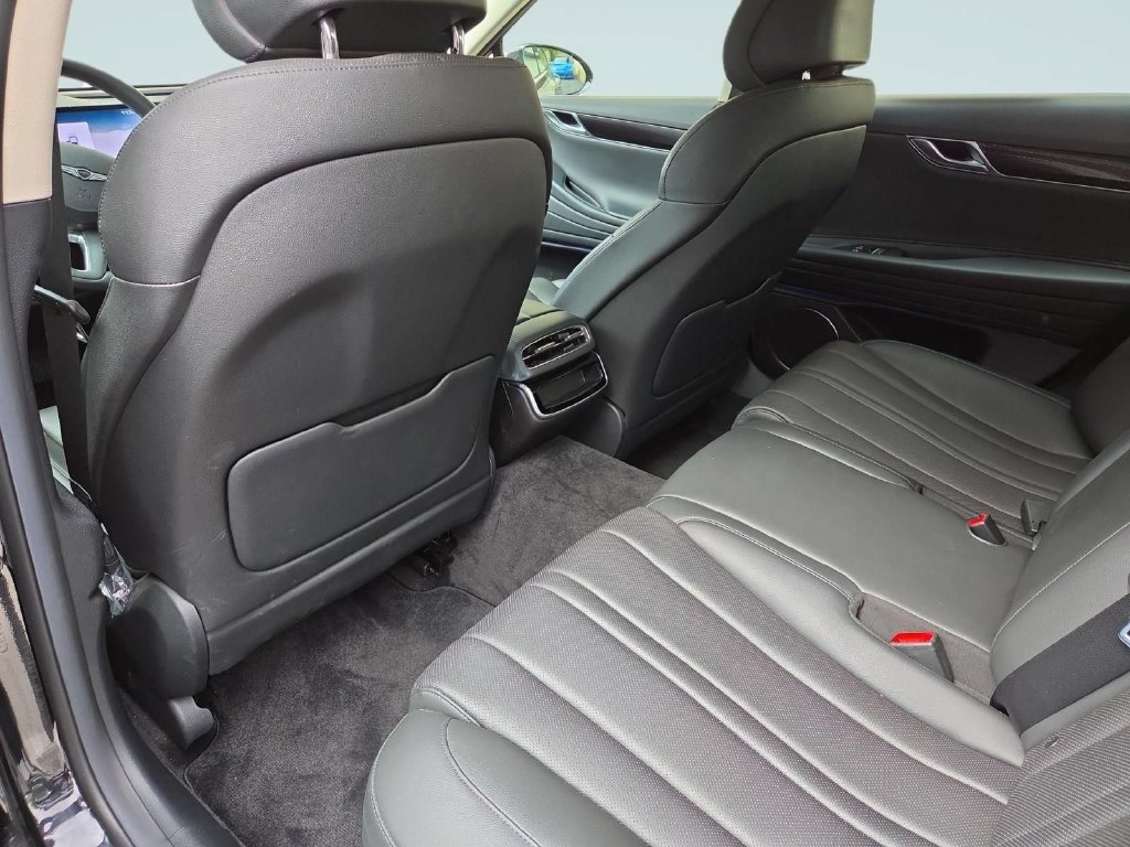 Used 2026 Genesis G80 2.5T AWD/4WD image 24