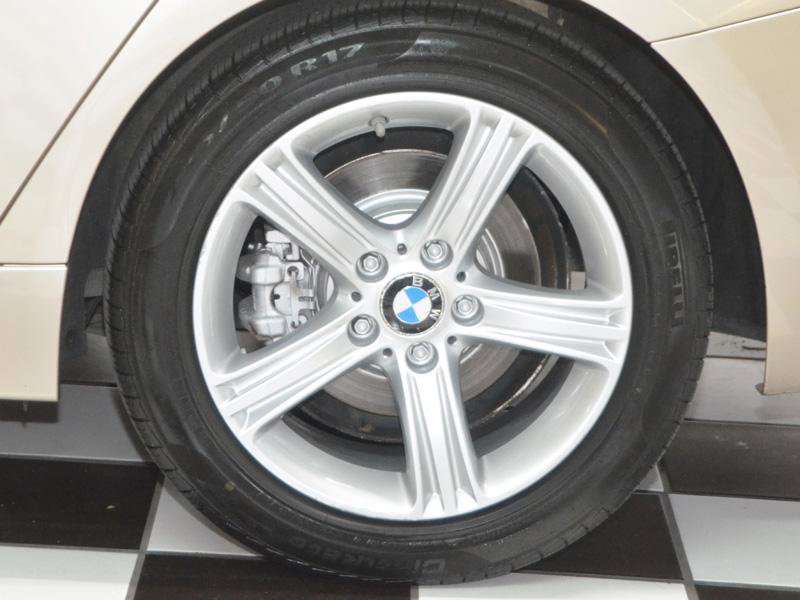 Used 2014 BMW 328i xDrive Wagon image 12