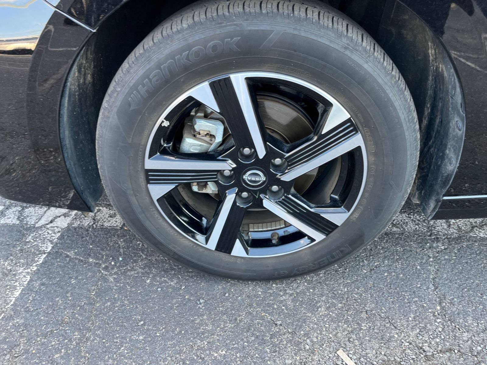 Used 2025 Nissan Sentra SV FWD image 31