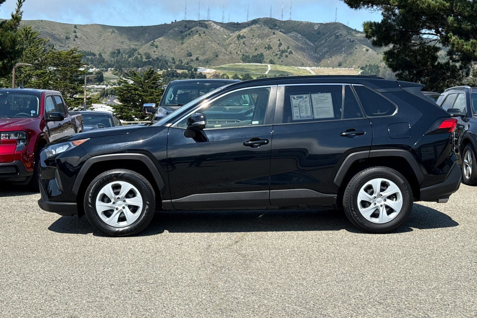 Used 2020 Toyota RAV4 LE w/ All Weather Liner Package AWD/4WD image 8