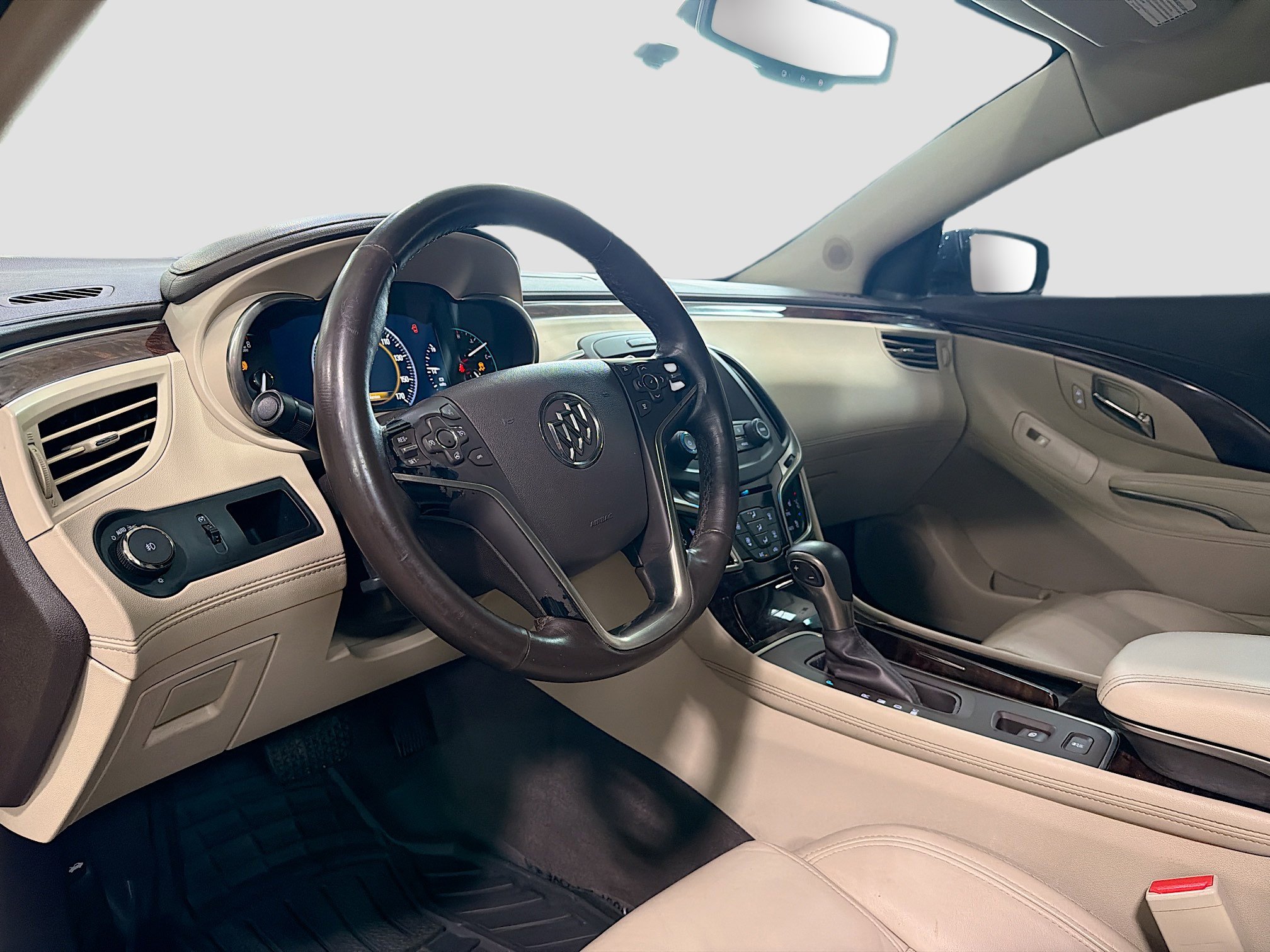 Used 2014 Buick LaCrosse Premium image 4