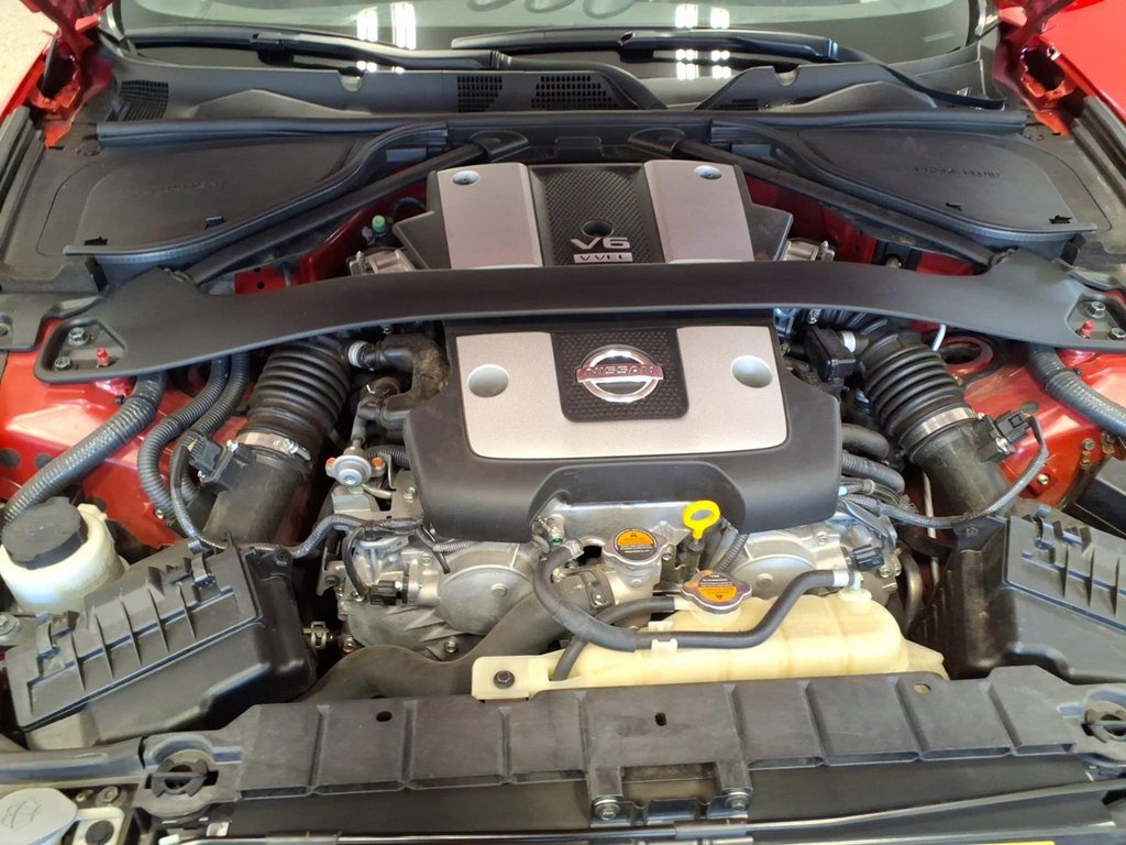 Used 2014 Nissan 370Z Touring Roadster w/ Sport Pkg w/ Sport Package RWD image 20