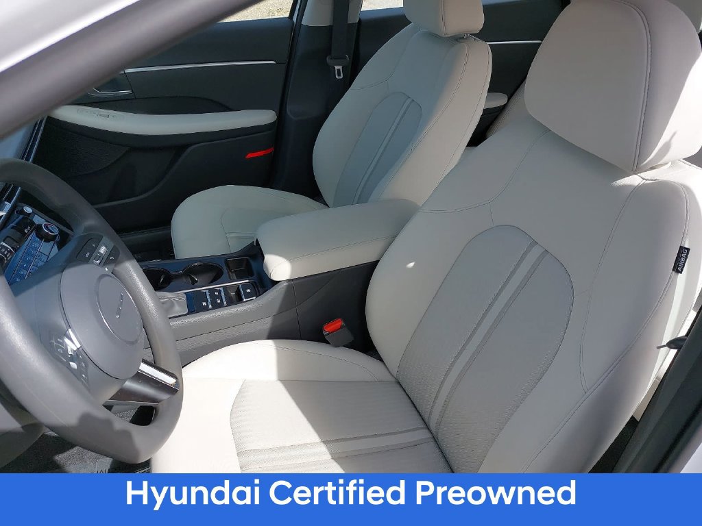 Used 2026 Hyundai Sonata SE FWD image 14