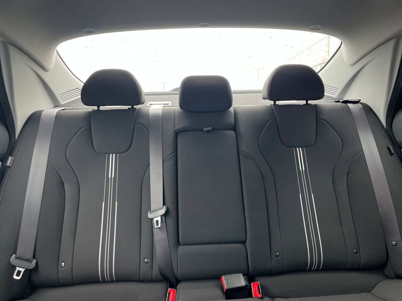 Used 2025 Hyundai Elantra SEL image 39